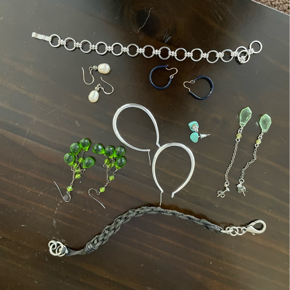 Jewelry Lot! - Picture 3 of 3